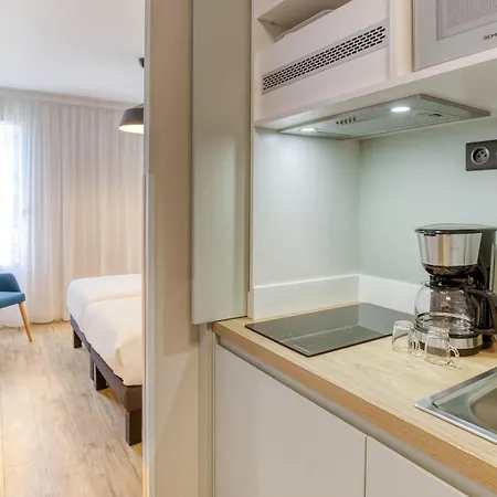 Hotel Confort Paris Mairie 3*