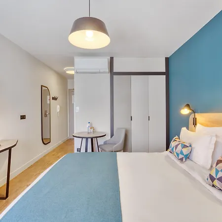 Confort Paris Mairie 3* Clichy