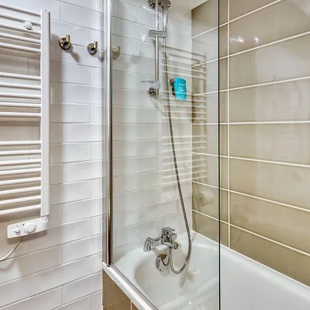 Hotel Confort Paris Mairie Clichy